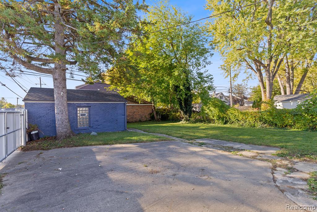 470 E TROY Street, Ferndale, MI 48220 — Photo 20