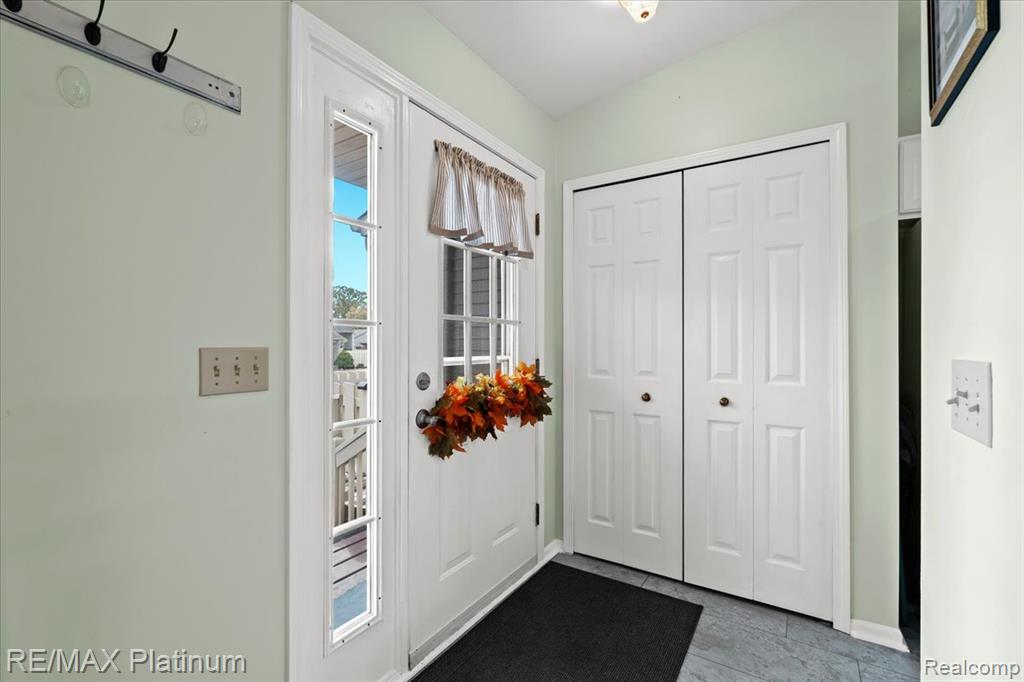 62180 Arlington Circle, 5, South Lyon, MI 48178 — Photo 5