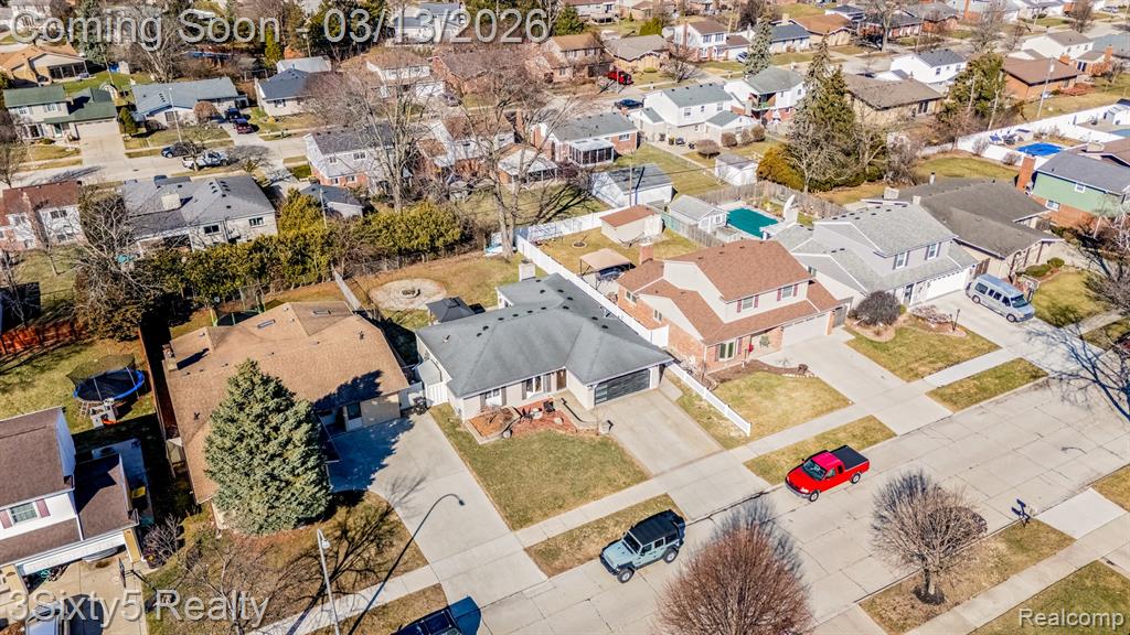 4894 Hillcrest Road, Trenton, MI 48183 — Photo 36