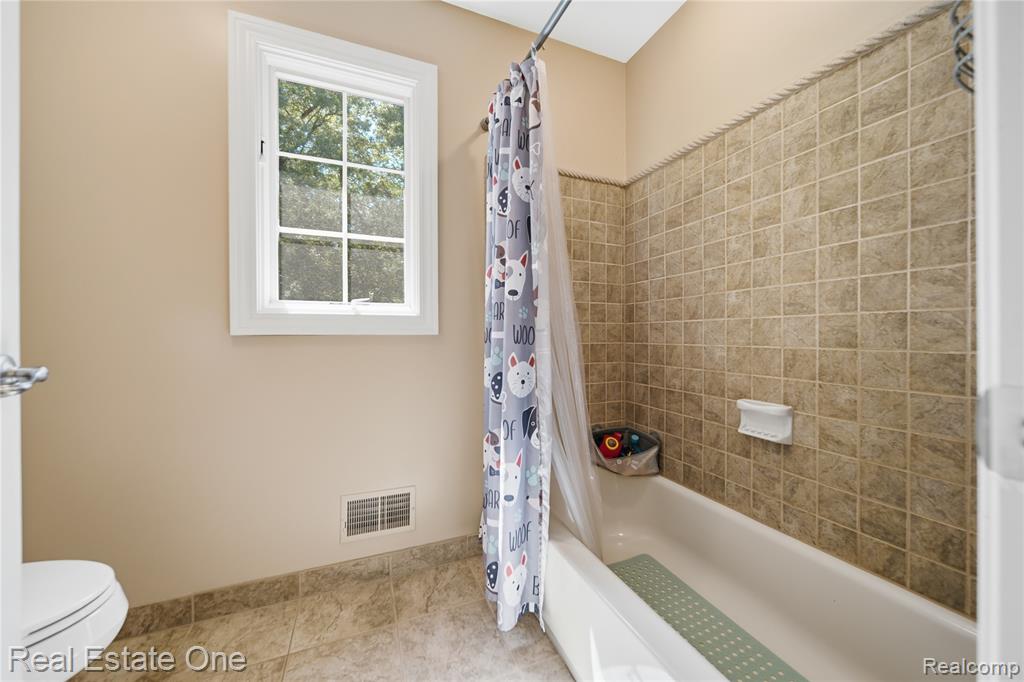 472 Timbermill Lane, Howell, MI 48843 — Photo 27