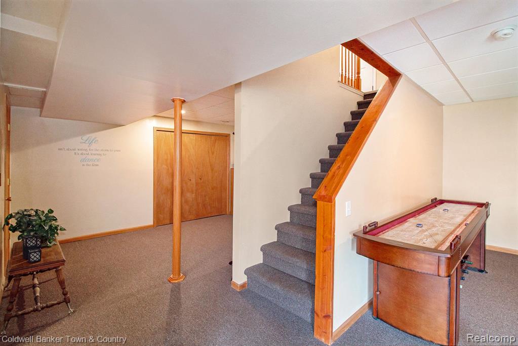 6643 FARM Lane, Fowlerville, MI 48836 — Photo 14