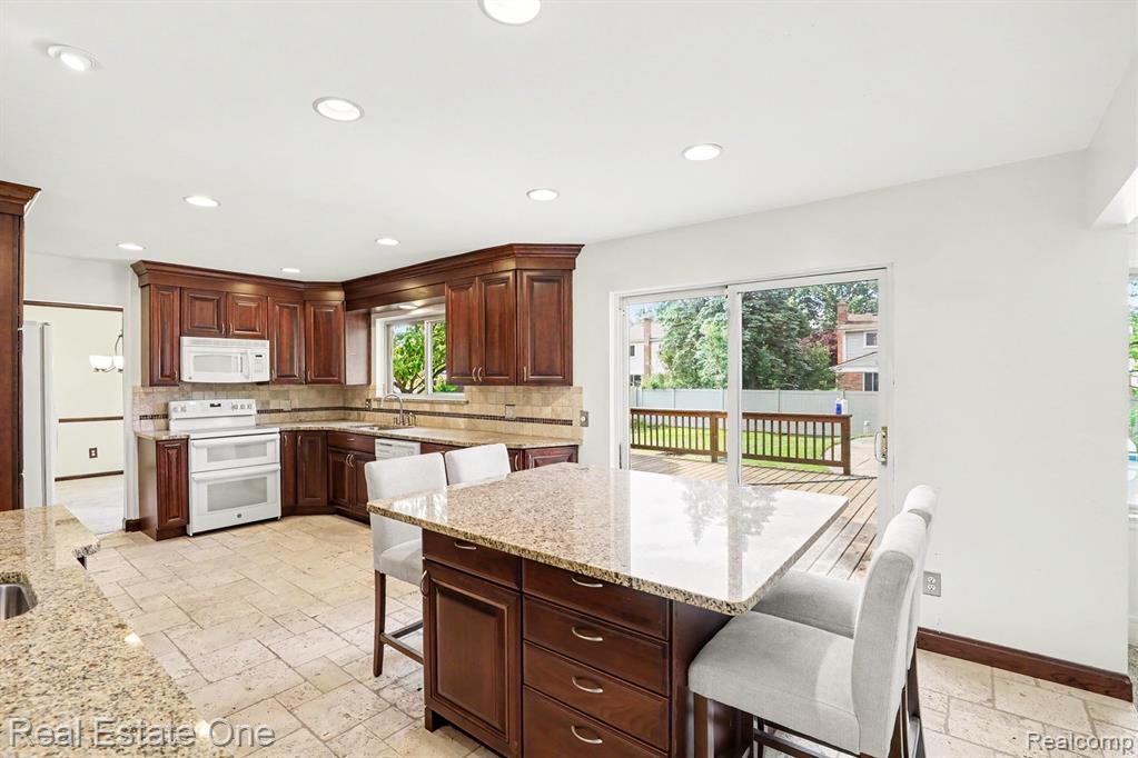 610 Thurber Drive, Troy, MI 48085 — Photo 10