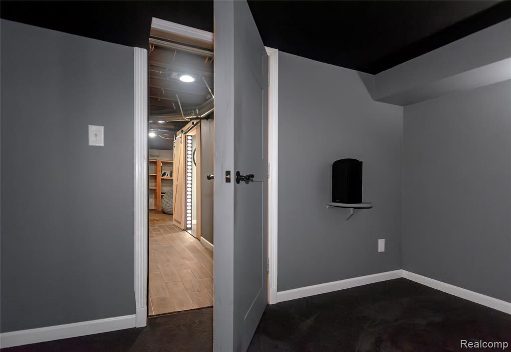 802 Catalpa Drive, Royal Oak, MI 48067 — Photo 20