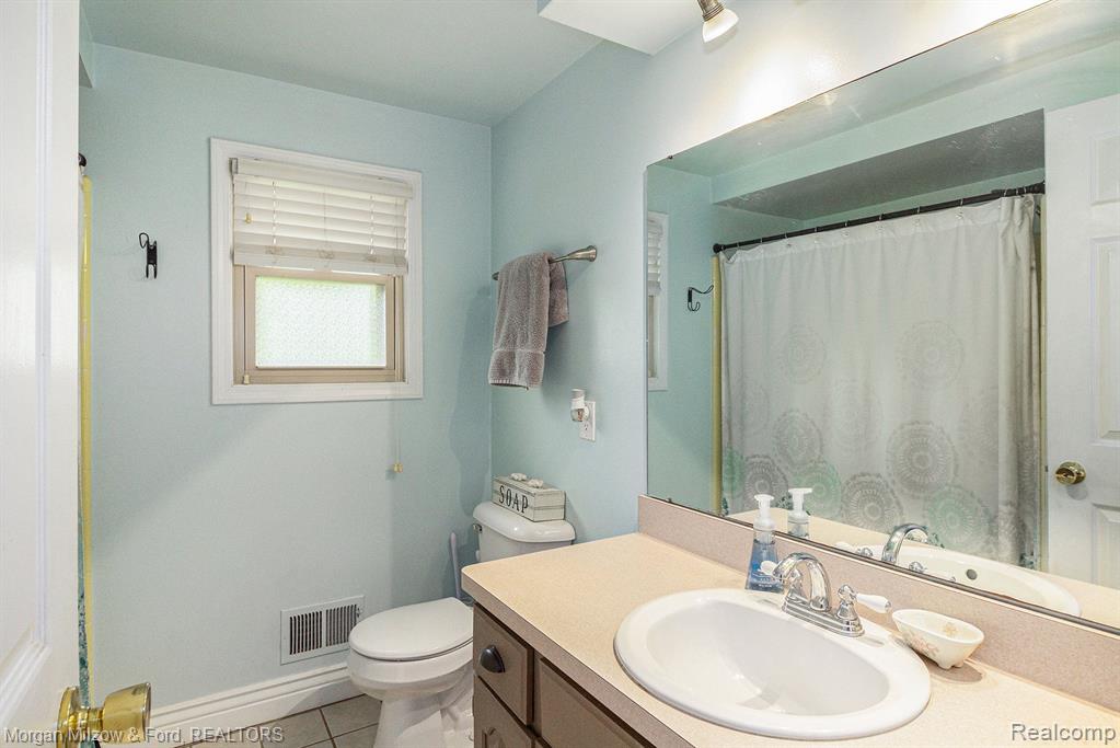 5010 Parview Drive, Clarkston, MI — Photo 19