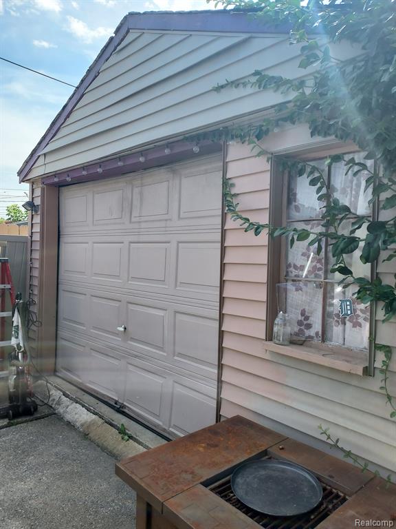 5667 LATHERS Street, Garden City, MI — Photo 26