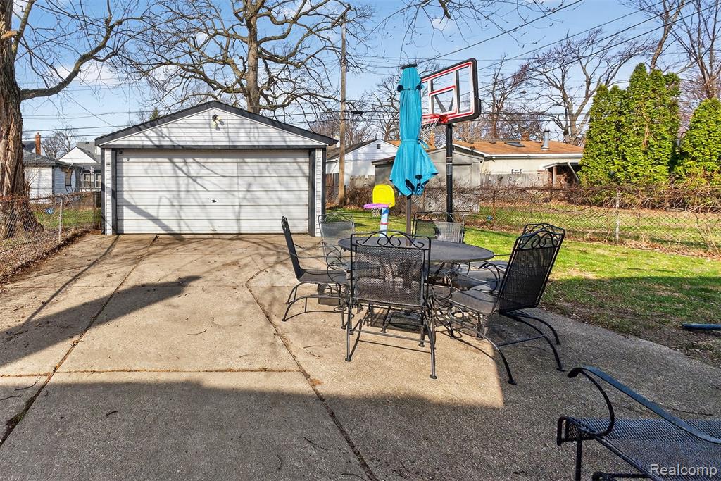4140 Syracuse Street, Dearborn Heights, MI 48125 — Photo 31