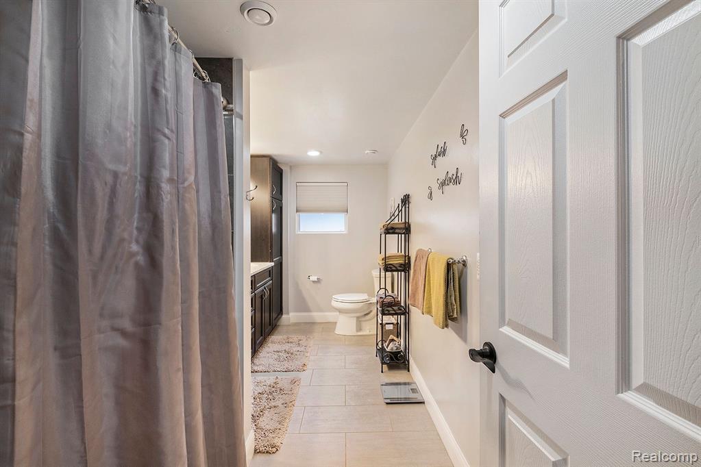 516 North Road, Fenton, MI 48430 — Photo 11