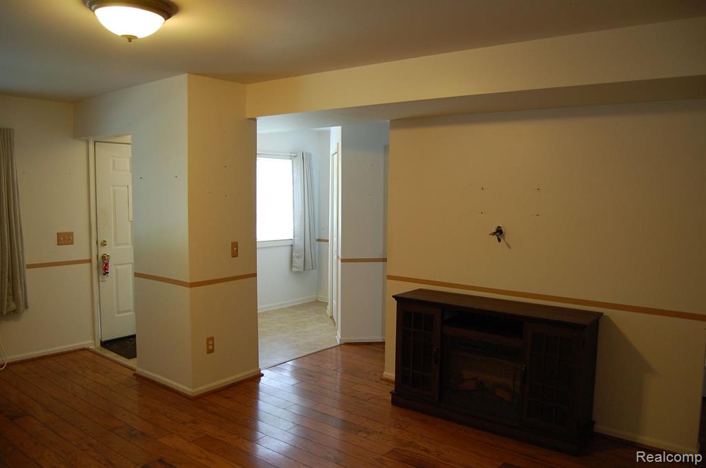 16529 TERRACE VILLAGE Drive, Taylor, MI 48180 — Photo 3