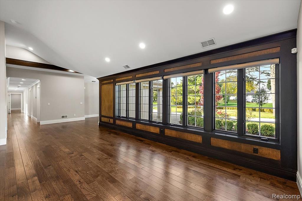 5741 Snowshoe Circle, Bloomfield Hills, MI 48301 — Photo 12