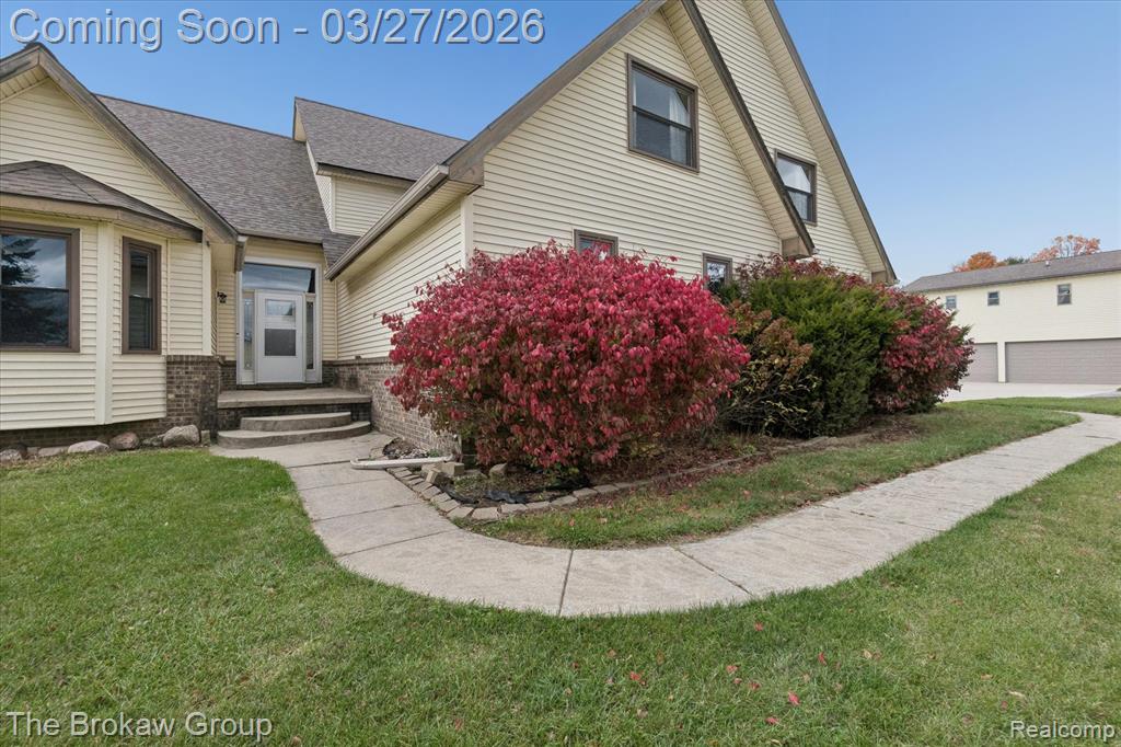 9028 Gale Road, Goodrich Vlg, MI — Photo 5