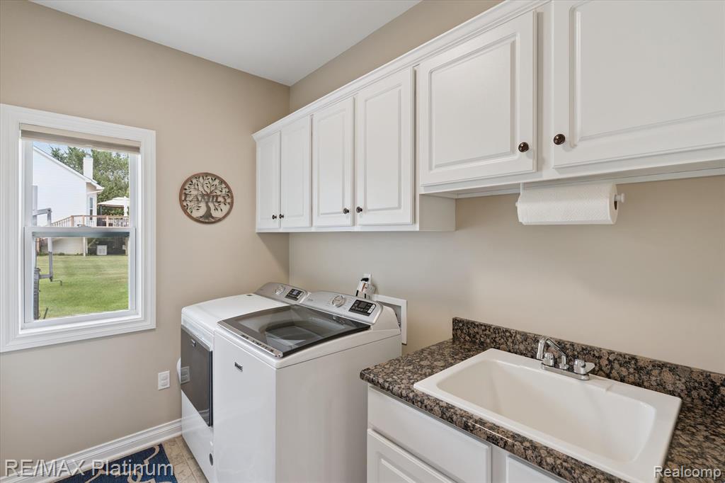 7623 Tipperary Trail, Fenton, MI 48430 — Photo 23