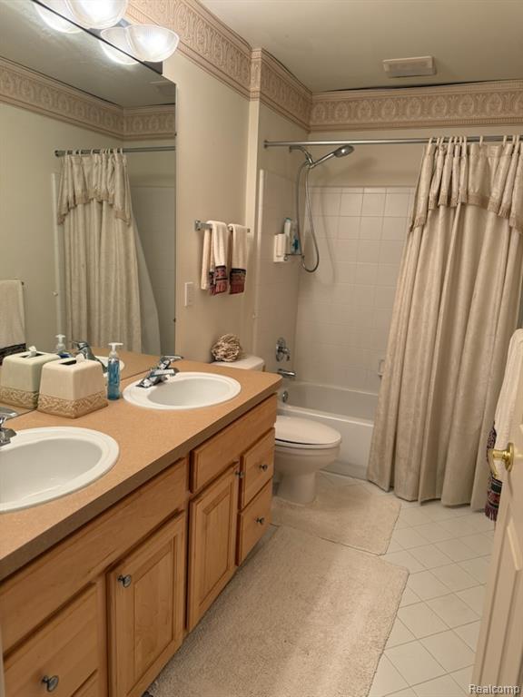 7555 Windgate Circle, West Bloomfield, MI 48323 — Photo 30