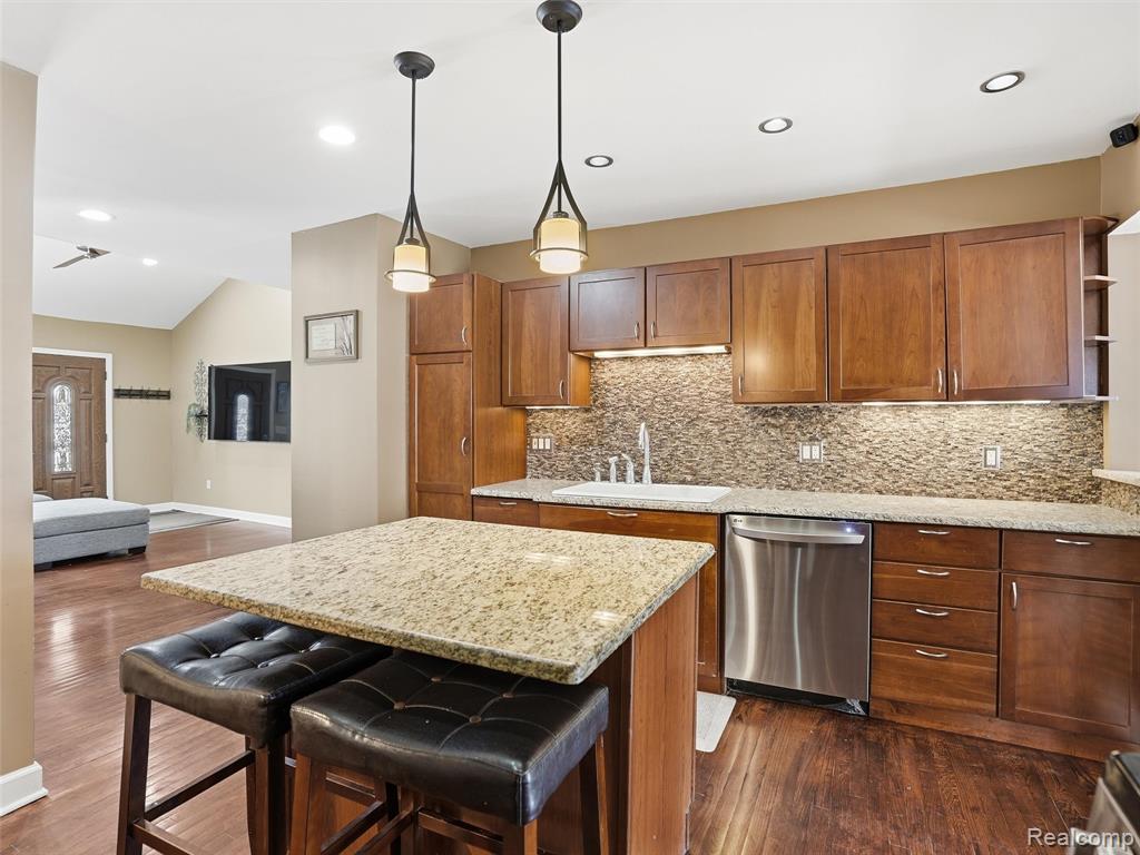 58106 Delmar, Washington, MI — Photo 10