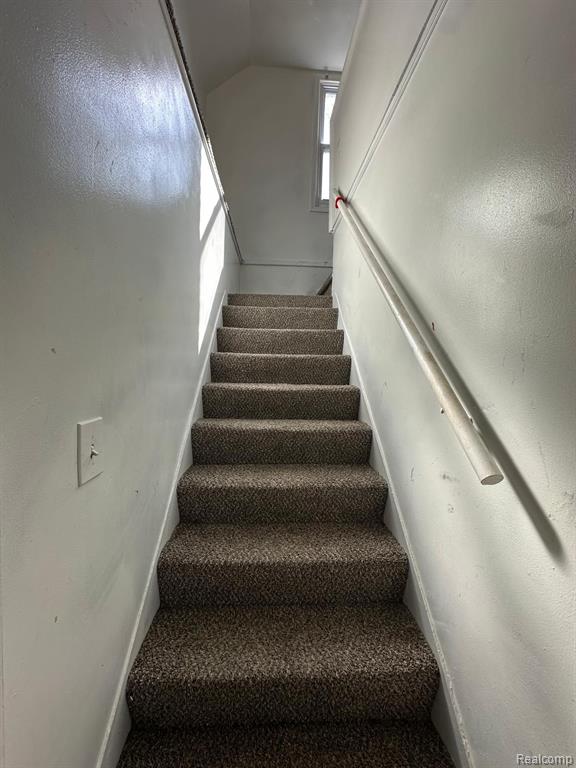 9934 WARWICK Street, Detroit, MI 48228 — Photo 8