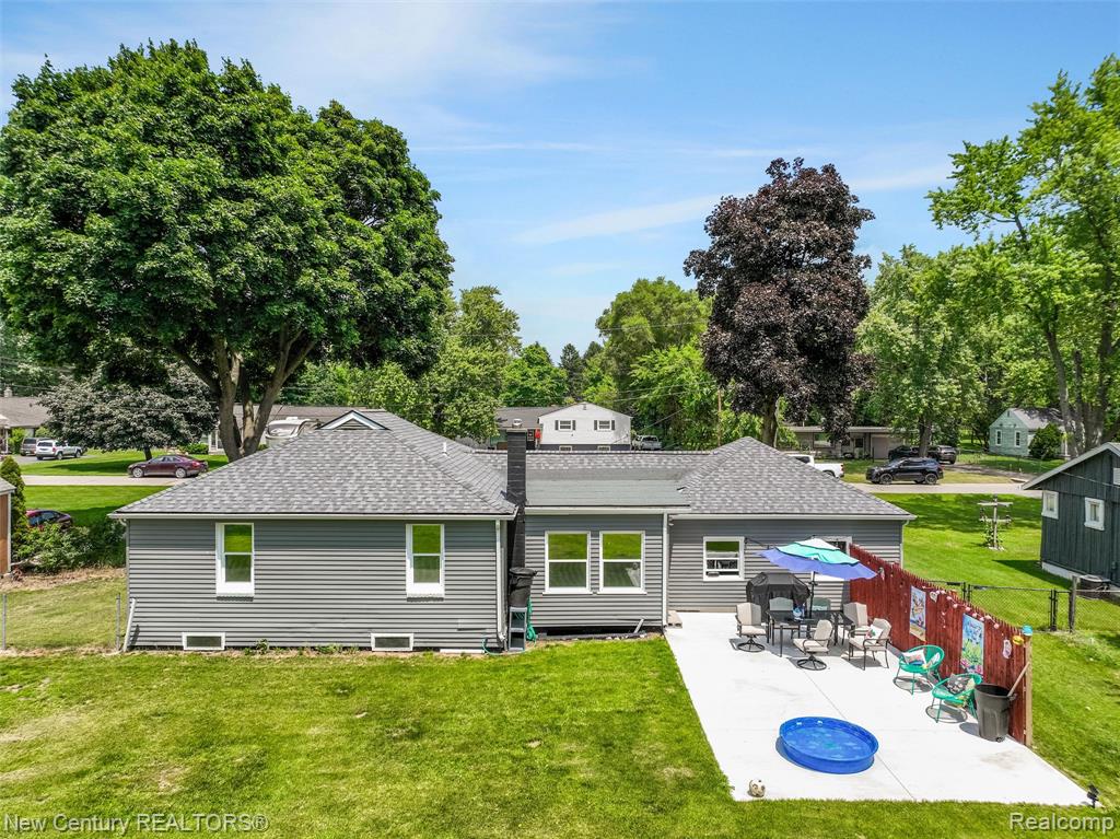 5763 Graves Street, Waterford, MI 48327 — Photo 35