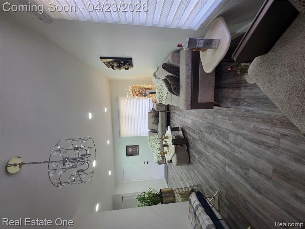 2898 Roundtree Drive, Troy, MI 48083 — Photo 12