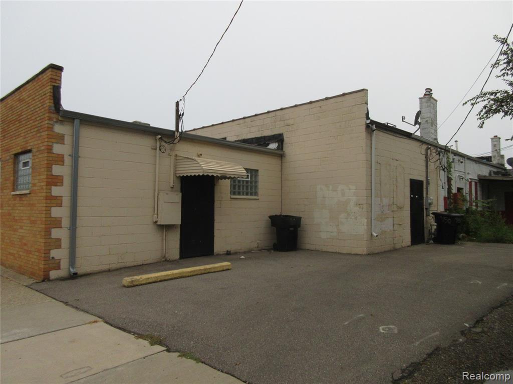 19156 Kelly Road, Detroit, MI 48224 — Photo 18