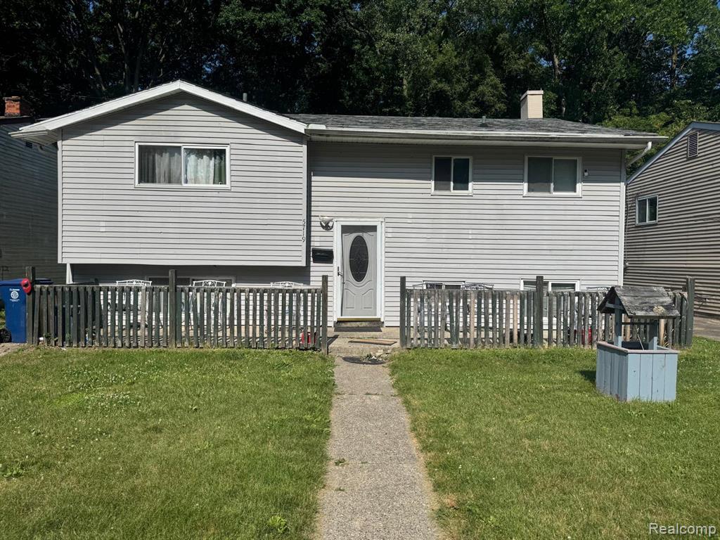 5719 Western Road, Flint, MI 48506 — front exterior