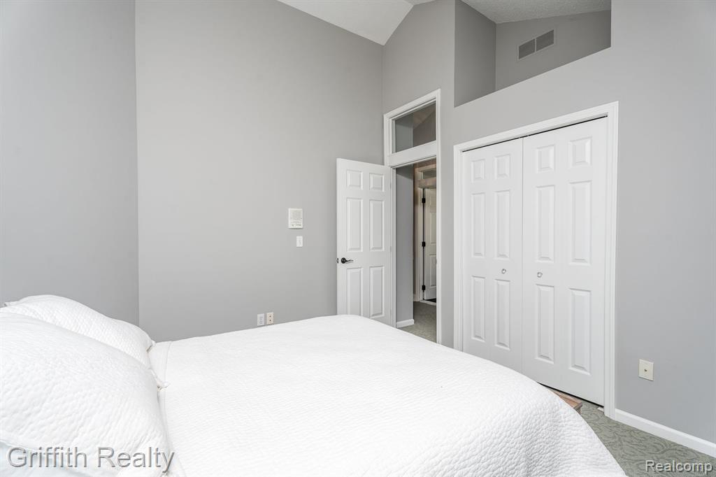 4593 VILLA FRANCE Drive, Brighton, MI 48116 — Photo 58