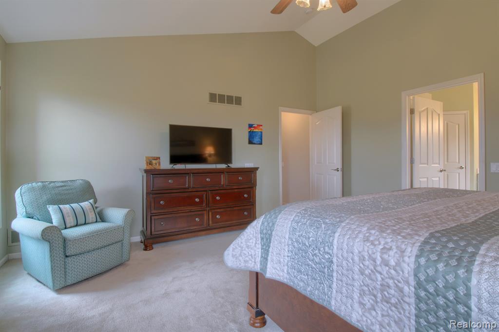 47495 PARKGATE, Canton, MI 48188 — Photo 21