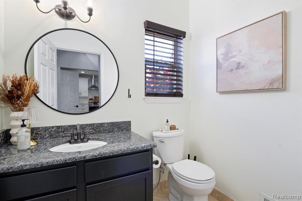 7992 THORNHILL Drive, Ypsilanti, MI 48197 — Photo 20