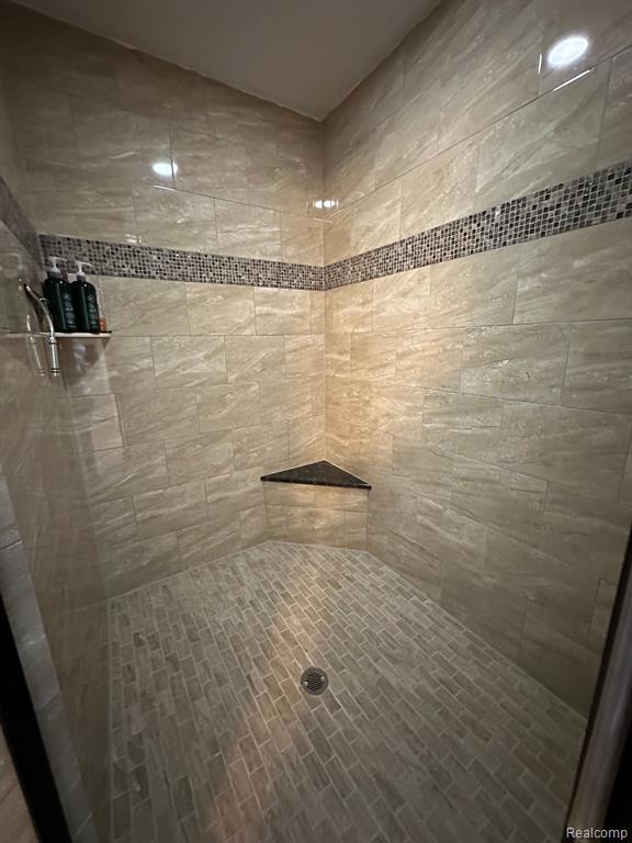 518 PARKDALE AVE, Rochester, MI 48307 — Photo 15