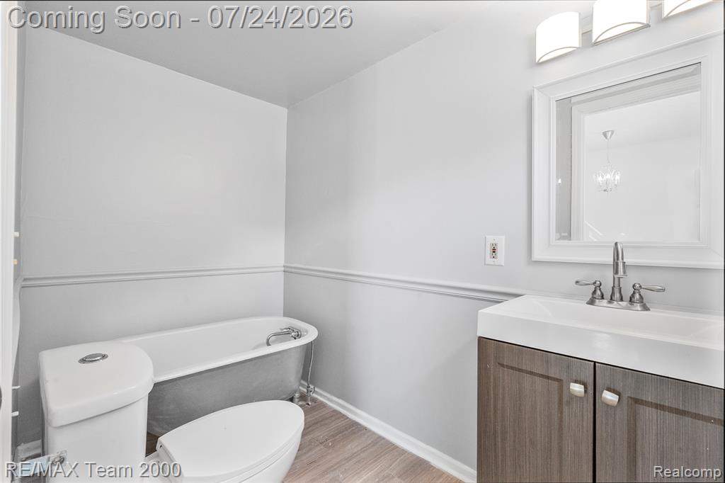 19615 Eastwood Drive, Harper Woods, MI 48225 — Photo 21