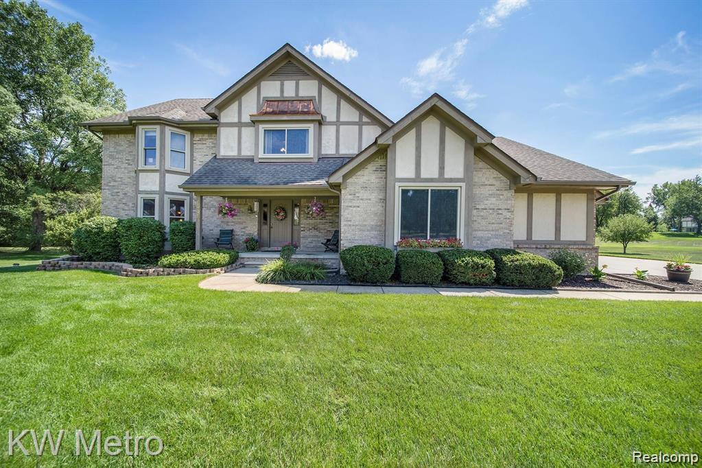 6886 Vail Court, Clarkston, MI 48348 — front exterior