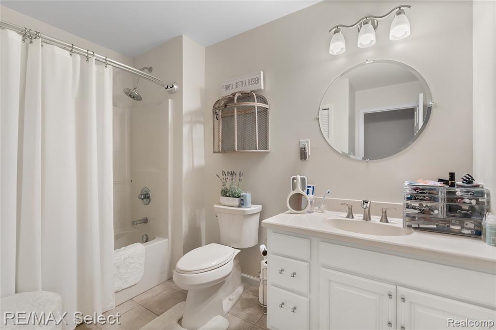 12363 Margaret Drive, Fenton, MI 48430 — Photo 30
