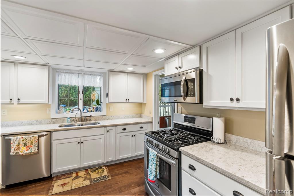 5115 Lakeshore Road, Lexington, MI 48450 — Photo 27