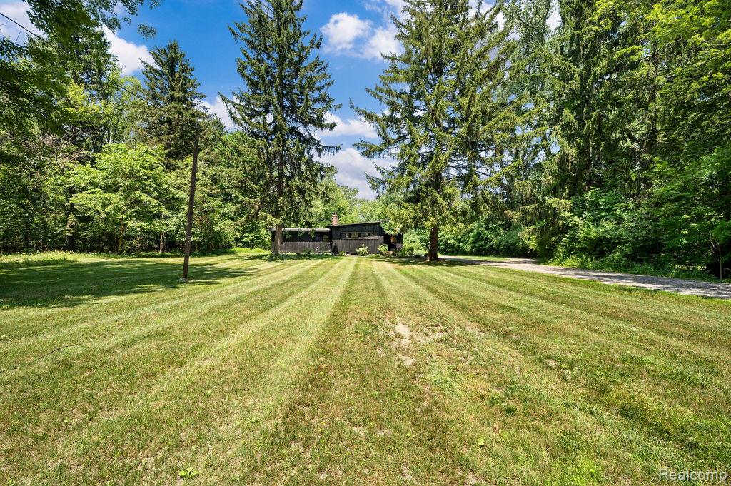 5831 Browntown Road, Sawyer, MI 49125 — Photo 33