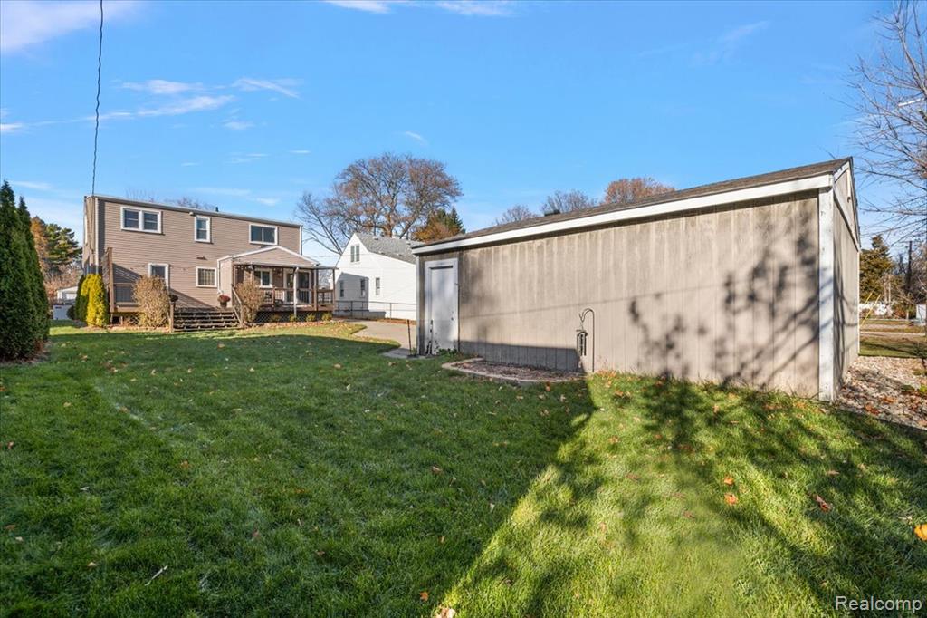 515 S Webik Avenue, Clawson, MI — Photo 47