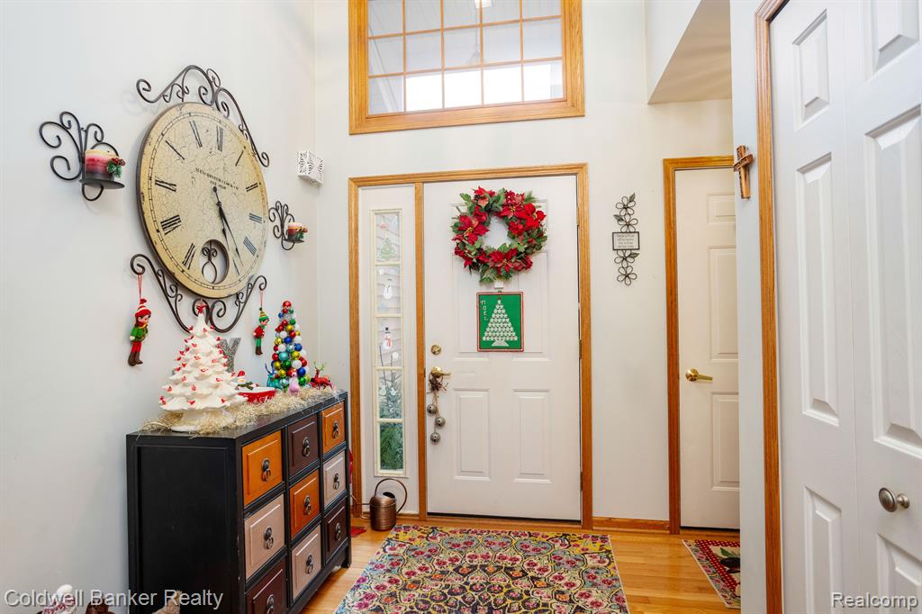 2245 Willow Tree Drive, Brighton, MI 48116 — Photo 9