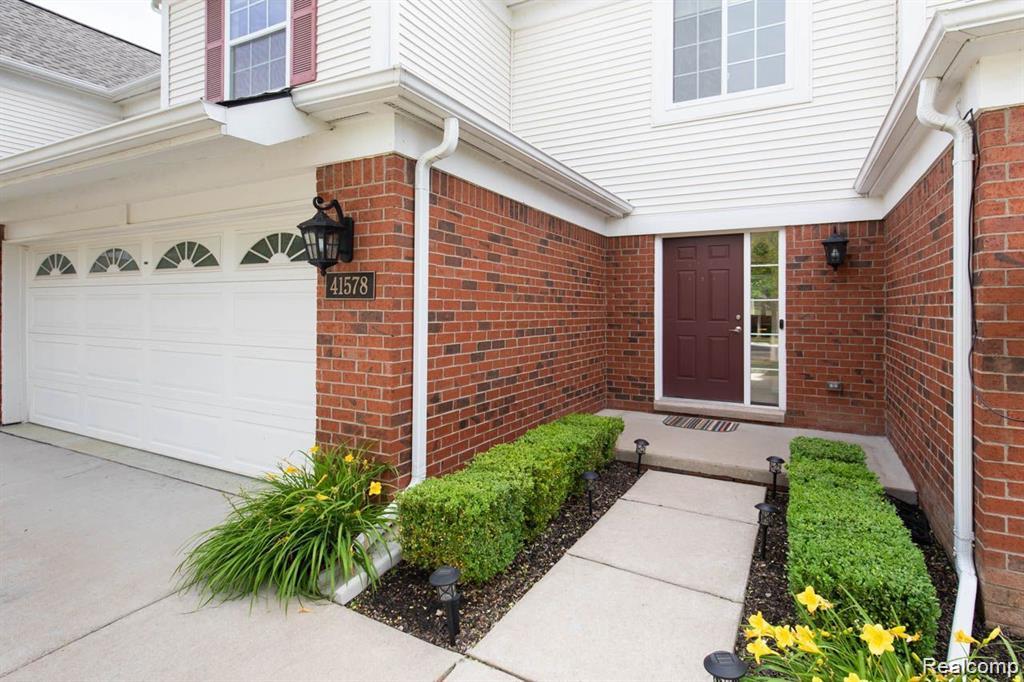 41578 Mitchell Road, Novi, MI — Photo 4