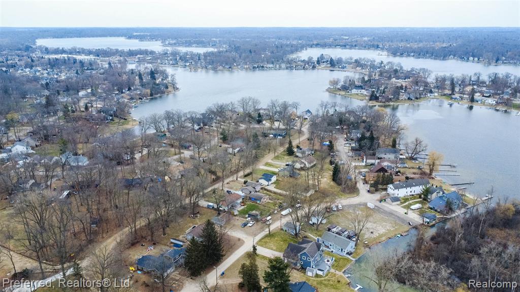 8783 Cooley Beach Drive, White Lake, MI — Photo 73