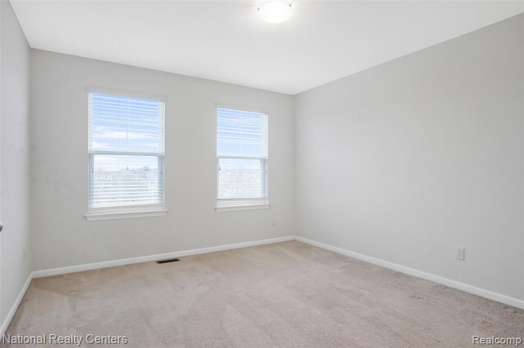 3127 Chambers W, Wixom, MI 48393 — Photo 28
