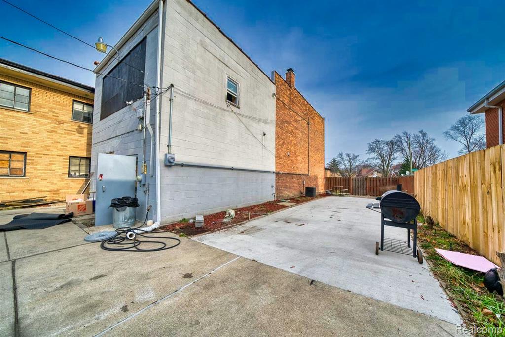 10325 Cadieux Road, Detroit, MI 48224 — Photo 3