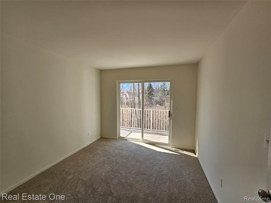 56401 Scotland Boulevard, Shelby Twp, MI 48316 — Photo 12