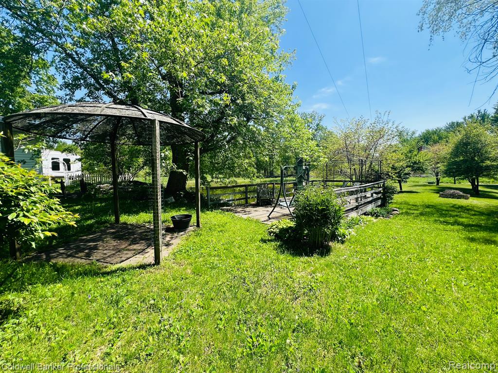 6125 JEFFERSON Road, North Branch, MI 48461 — Photo 15