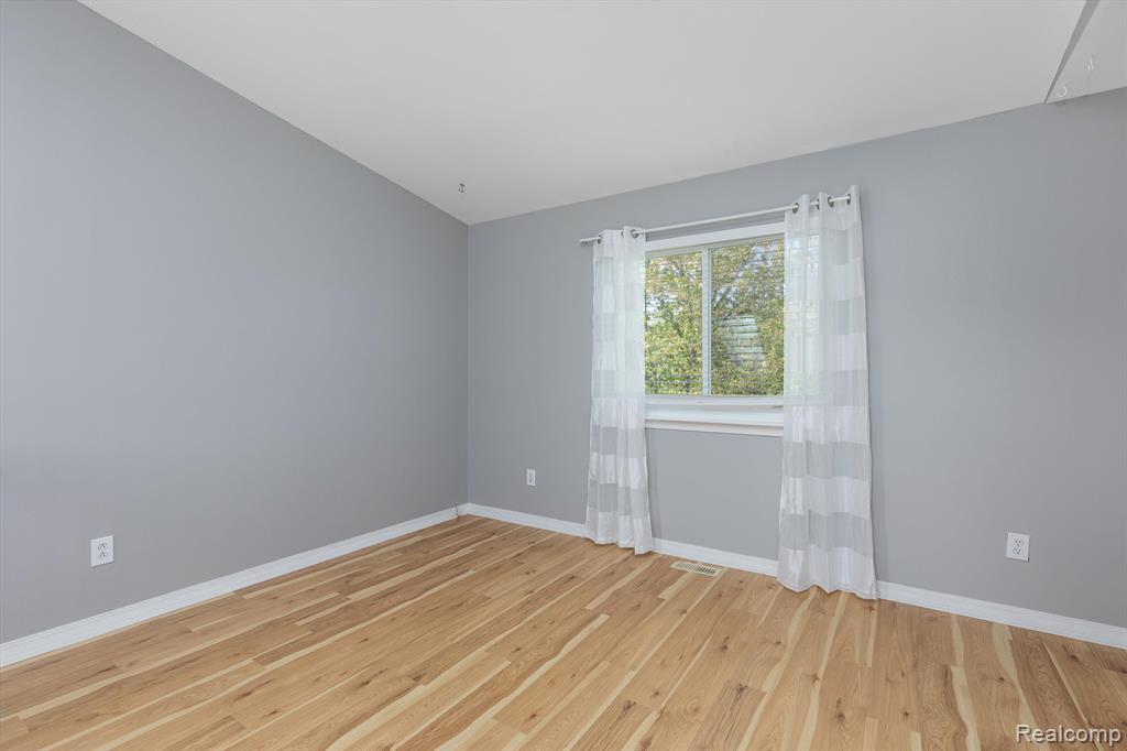 5572 JUSTIN, Ypsilanti, MI 48197 — Photo 32