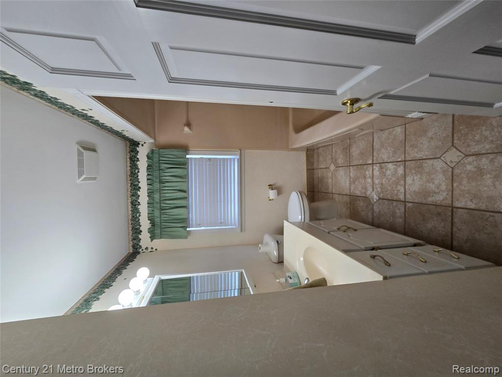 635 Sunset Drive, Imlay City, MI 48444 — Photo 9