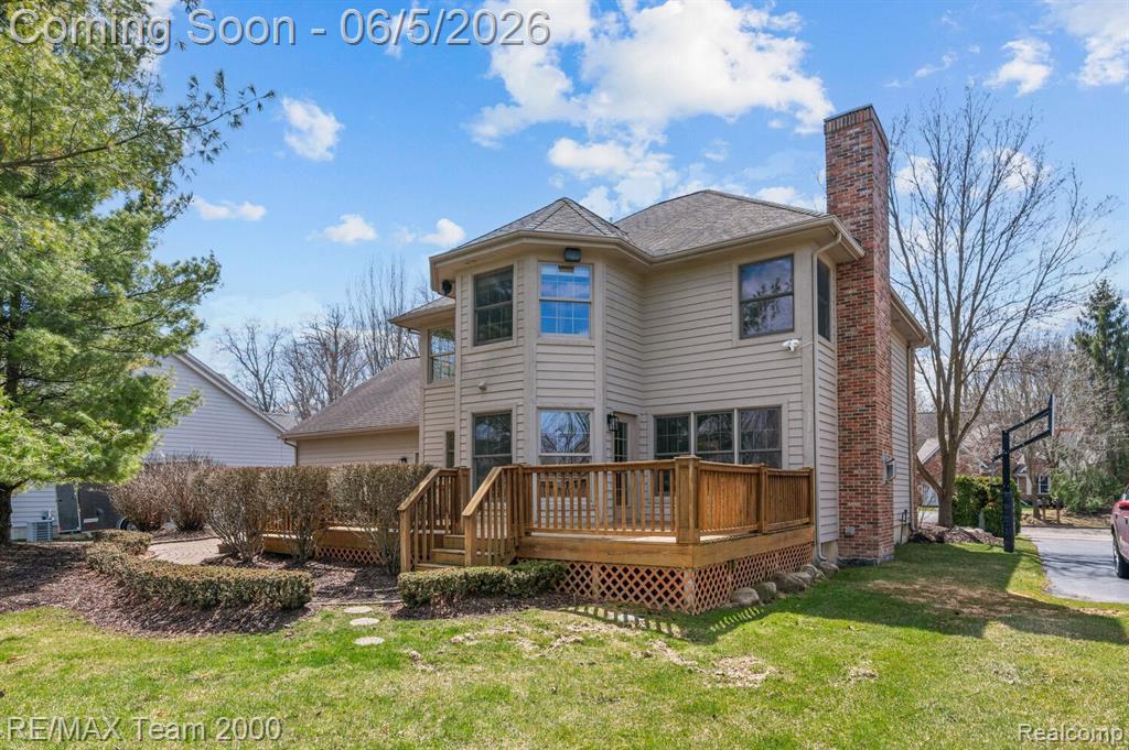 5681 WOODFIELD Parkway, Grand Blanc, MI 48439 — Photo 41