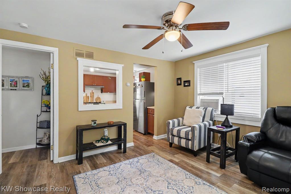 9572 Garden Terrace, Commerce Twp, MI 48382 — Photo 5