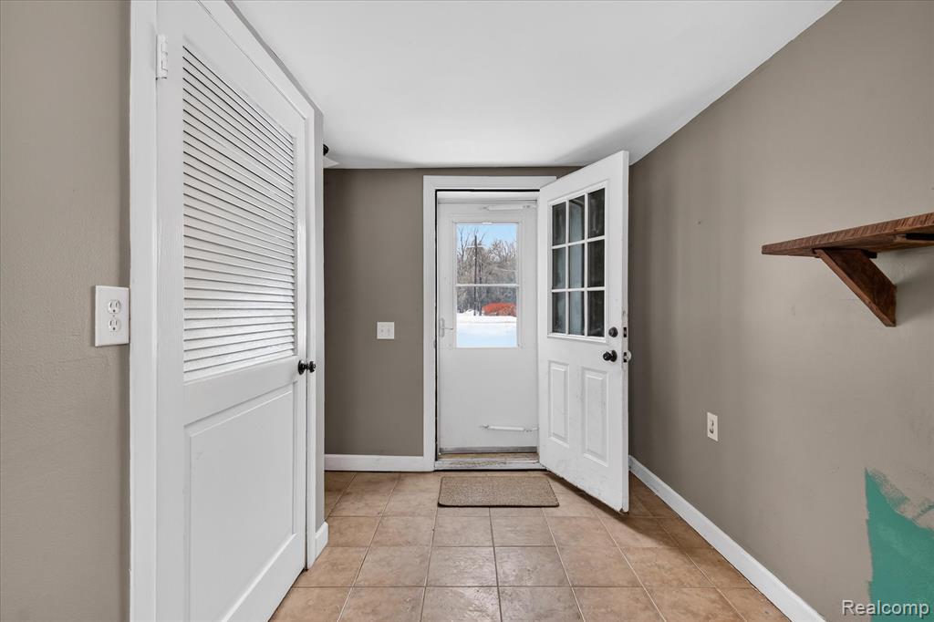 23650 Elwell Road, Belleville, MI 48111 — Photo 5