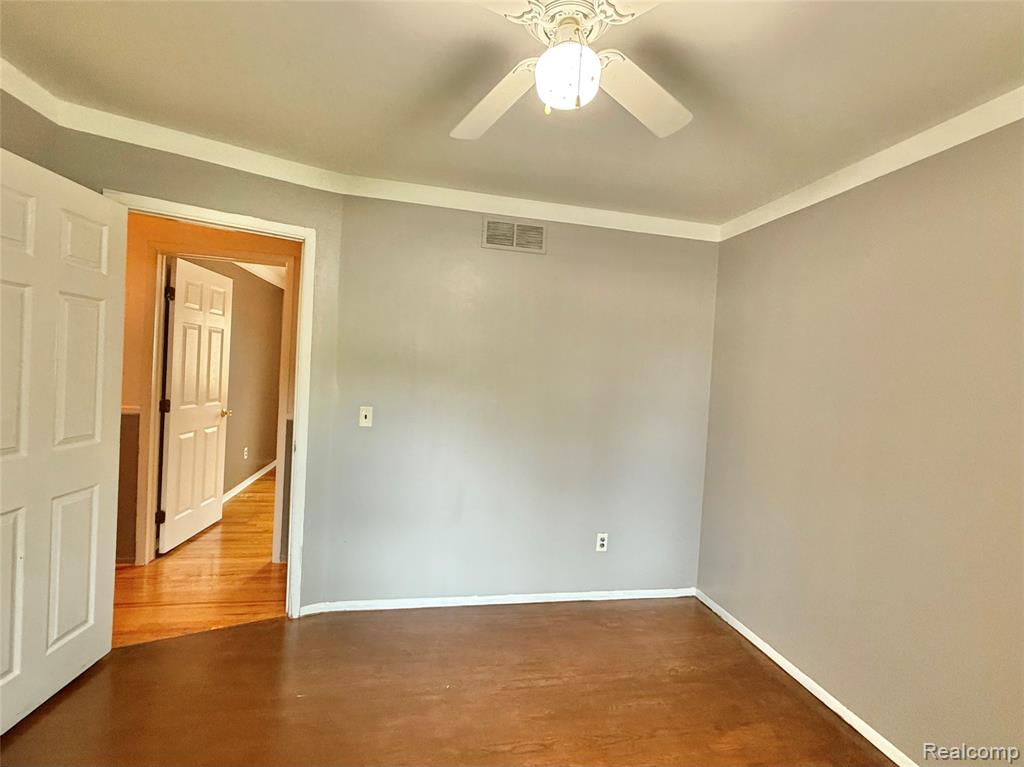 27334 Perry Street, Roseville, MI 48066 — Photo 16