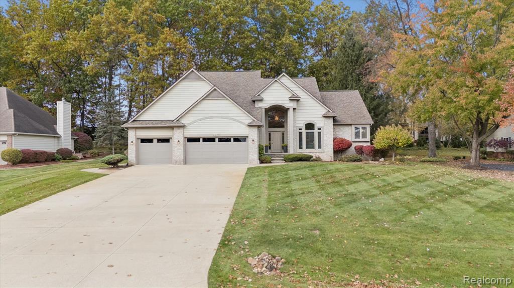 4435 Driftwood Drive, Commerce Twp, MI 48382 — front exterior