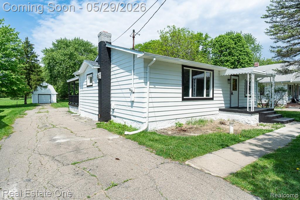 1056 Adams Road, Burton, MI 48509 — Photo 3