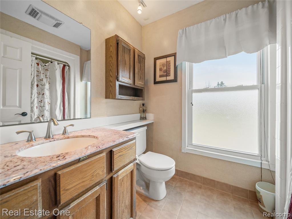 8907 McColl Side Road, Brighton, MI 48116 — Photo 14