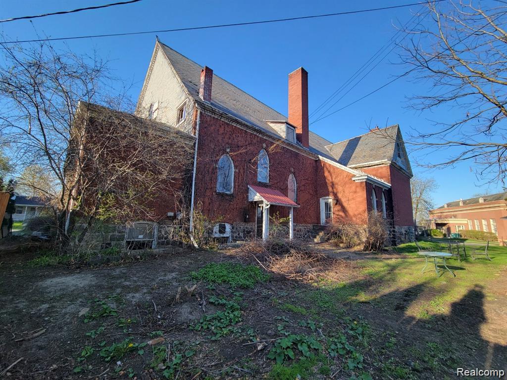 349 N Monroe Street, Lapeer, MI 48446