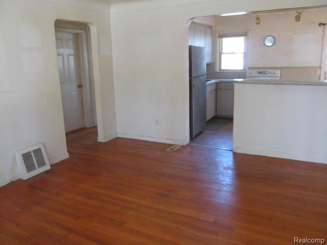 20008 Negaunee, Redford, MI 48240 — Photo 5